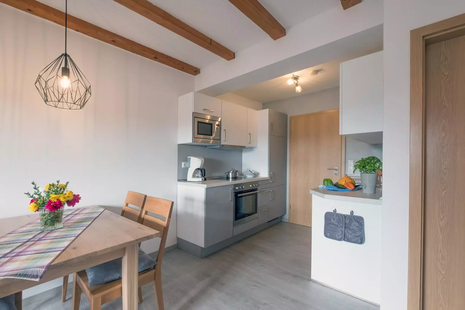 Ferienwohnung 4 - Essbereich