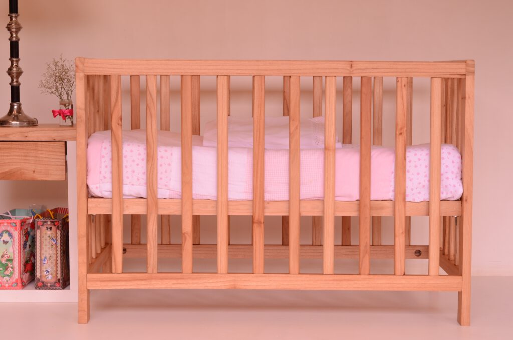 Kinderausstattung Babybett